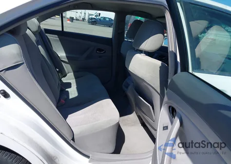 2011 Toyota Camry Le z USA, uszkodzony, nr VIN 4T4BF3EK1BR167905